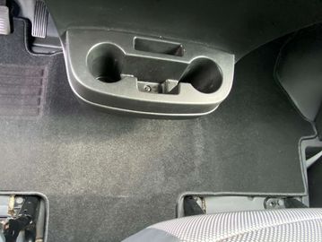 Car image 37