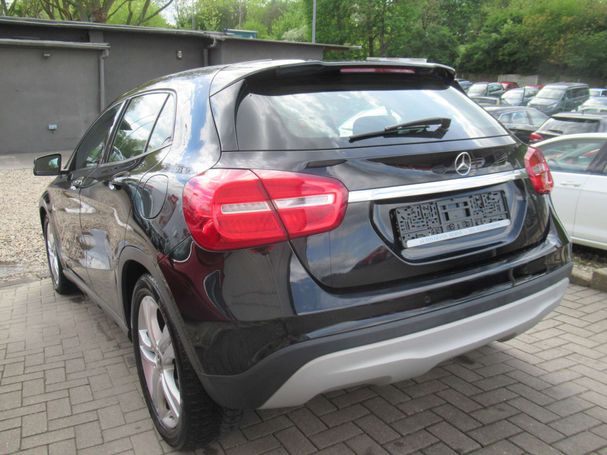 Mercedes-Benz GLA 250 4Matic 155 kW image number 11