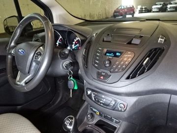 Car image 13