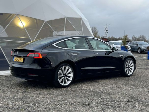 Tesla Model 3 60 Plus 175 kW image number 3