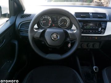 Car image 22