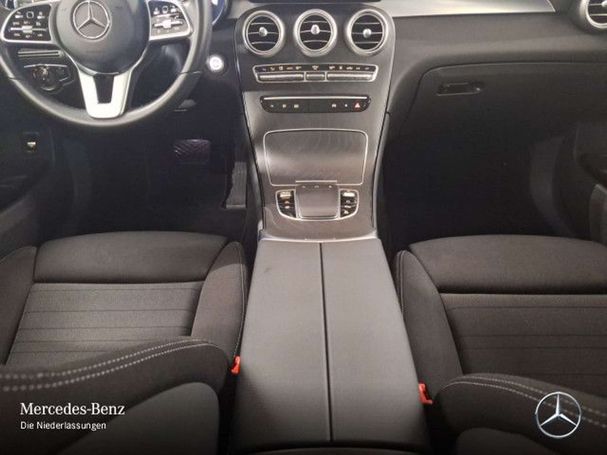 Mercedes-Benz GLC 300 de 225 kW image number 15