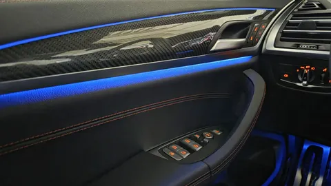 Car image 33
