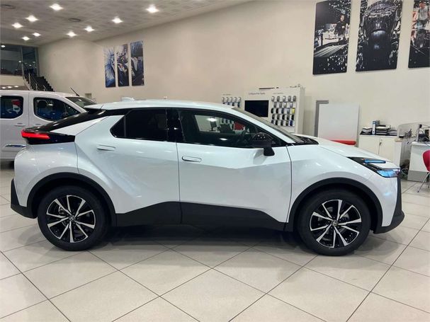 Toyota C-HR 135 kW image number 18