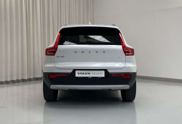 Volvo XC40 T5 143 kW image number 6