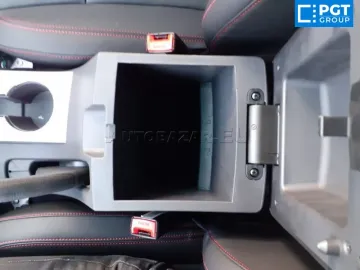Car image 23