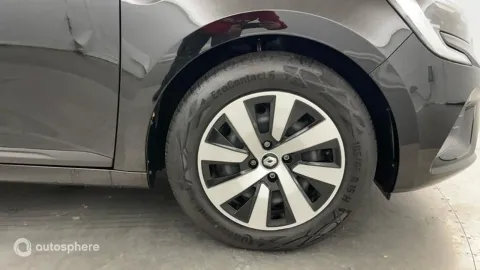 Car image 20