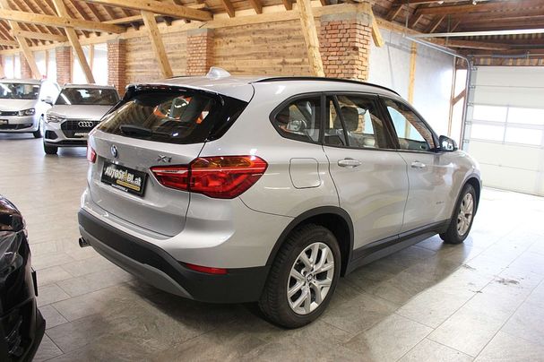 BMW X1 xDrive18d Advantage 110 kW image number 6