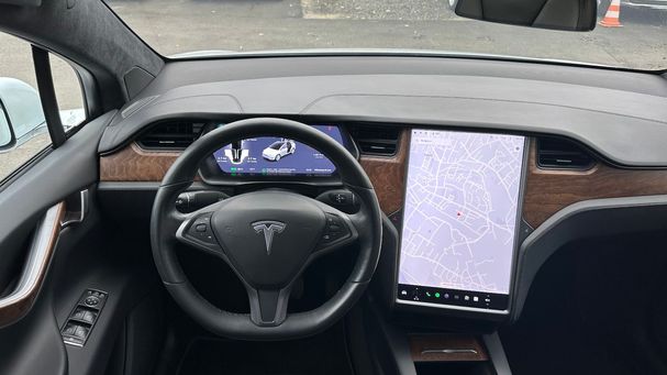 Tesla Model X Plus AWD 415 kW image number 12