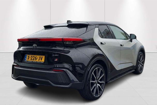 Toyota C-HR 2.0 Hybrid 145 kW image number 3