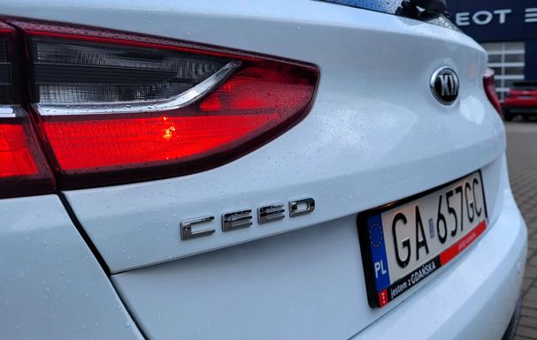 Kia Ceed 1.0 T-GDI 74 kW image number 10