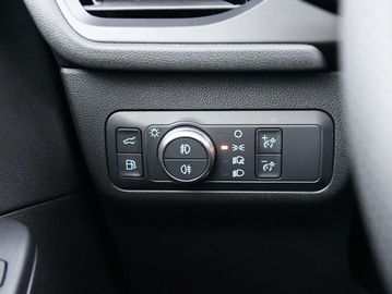 Car image 35