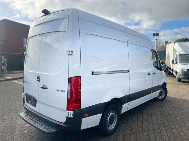 Mercedes-Benz Sprinter 317 RWD 127 kW image number 4