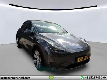 Car image 25