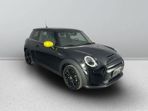 Mini Cooper SE Mini Yours 135 kW image number 2