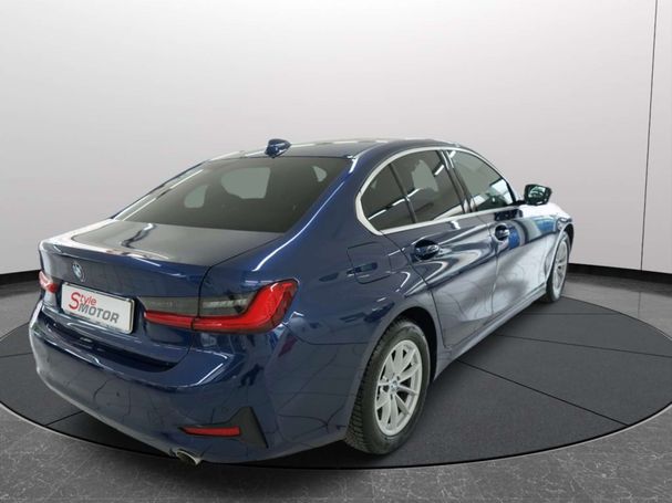 BMW 318d Advantage 110 kW image number 3