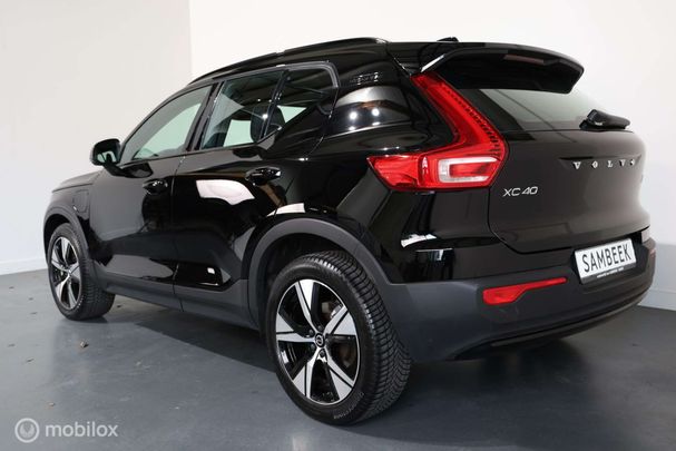 Volvo XC40 Recharge R T4 Design 155 kW image number 11