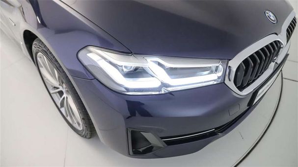 BMW 530 Touring xDrive 215 kW image number 23