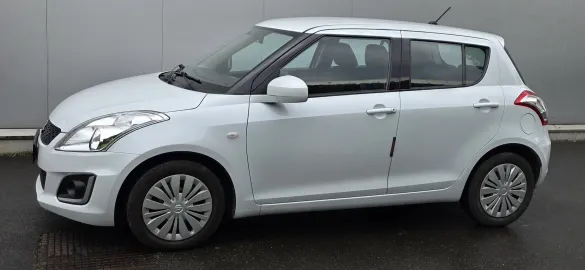 Car image 2