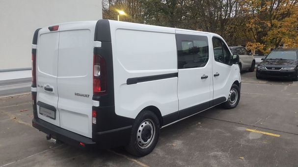 Renault Trafic 107 kW image number 2