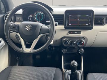 Car image 12