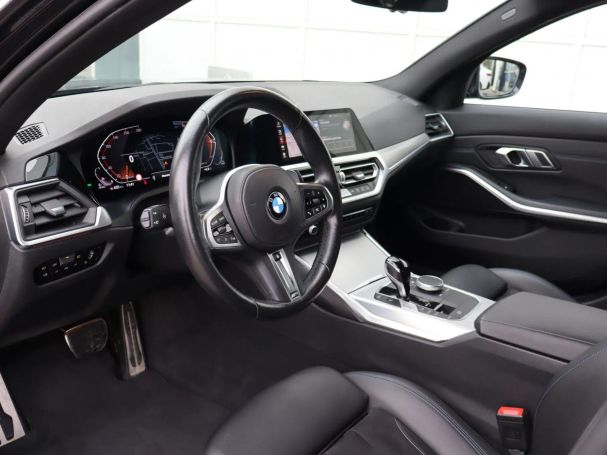 BMW 320d xDrive 140 kW image number 4