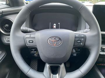 Car image 14