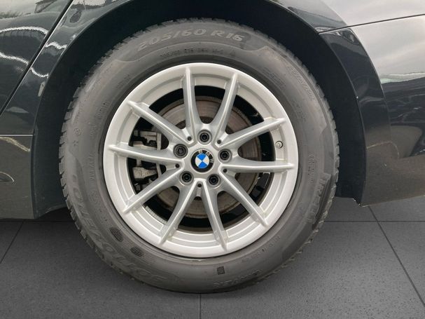 BMW 320i M Sport 135 kW image number 16