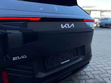 Car image 39