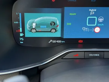 Car image 35