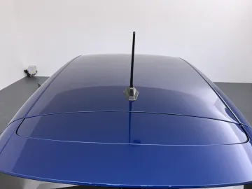 Car image 38