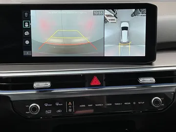 Car image 28