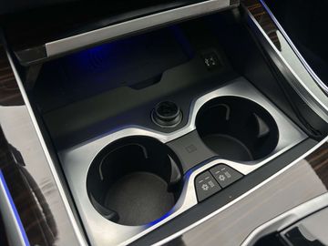 Car image 41