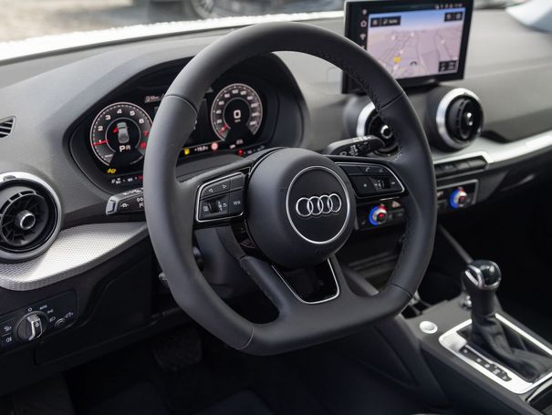 Audi Q2 35 TFSI S-line 110 kW image number 8