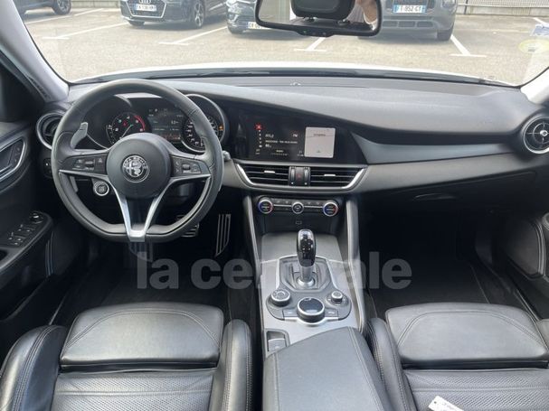 Alfa Romeo Giulia 2.2 Veloce 154 kW image number 6