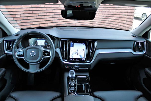 Volvo V60 T6 AWD T8 250 kW image number 4