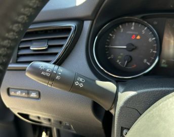 Car image 32