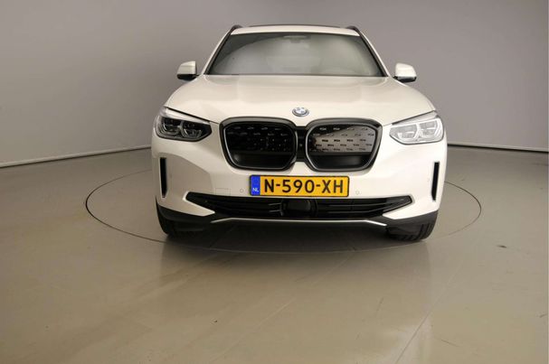 BMW iX3 80 kWh 210 kW image number 2