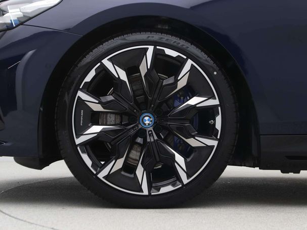 BMW i5 M60 xDrive 442 kW image number 22