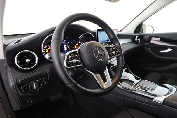 Mercedes-Benz GLC 300 e 235 kW image number 15