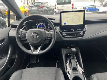 Car image 15