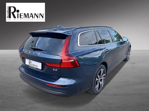 Volvo V60 AWD 120 kW image number 4