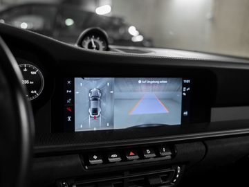 Car image 37