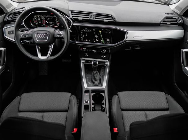 Audi Q3 35 TFSI S tronic Advanced 110 kW image number 10