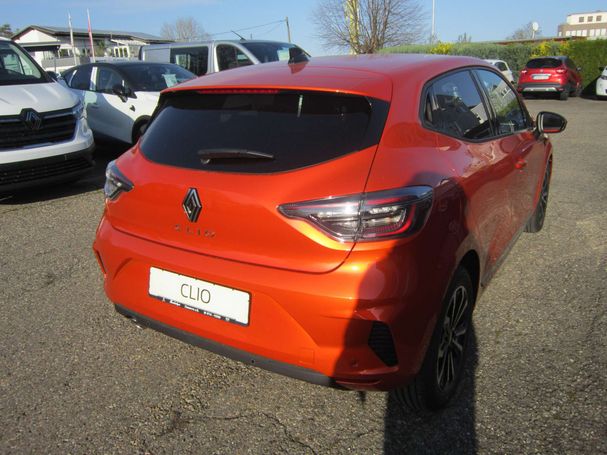 Renault Clio TCe 90 66 kW image number 4