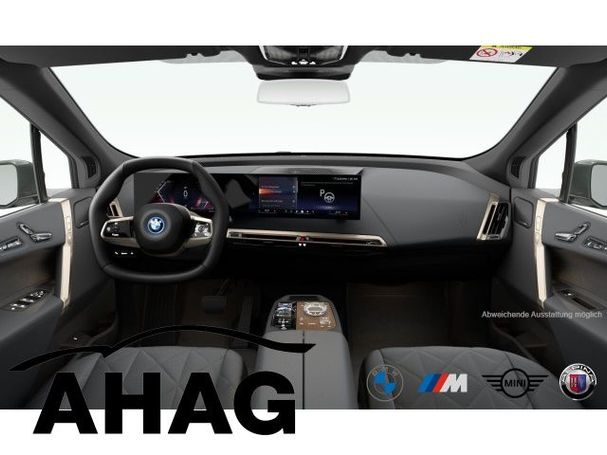 BMW iX xDrive50 385 kW image number 4