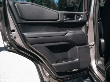Car image 35