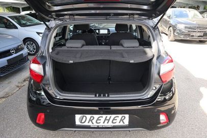 Car image 24