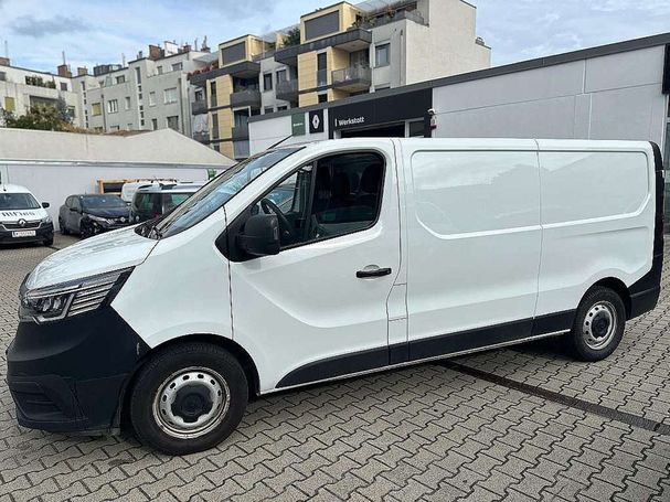 Renault Trafic dCi 110 81 kW image number 2