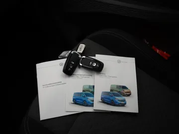 Car image 39